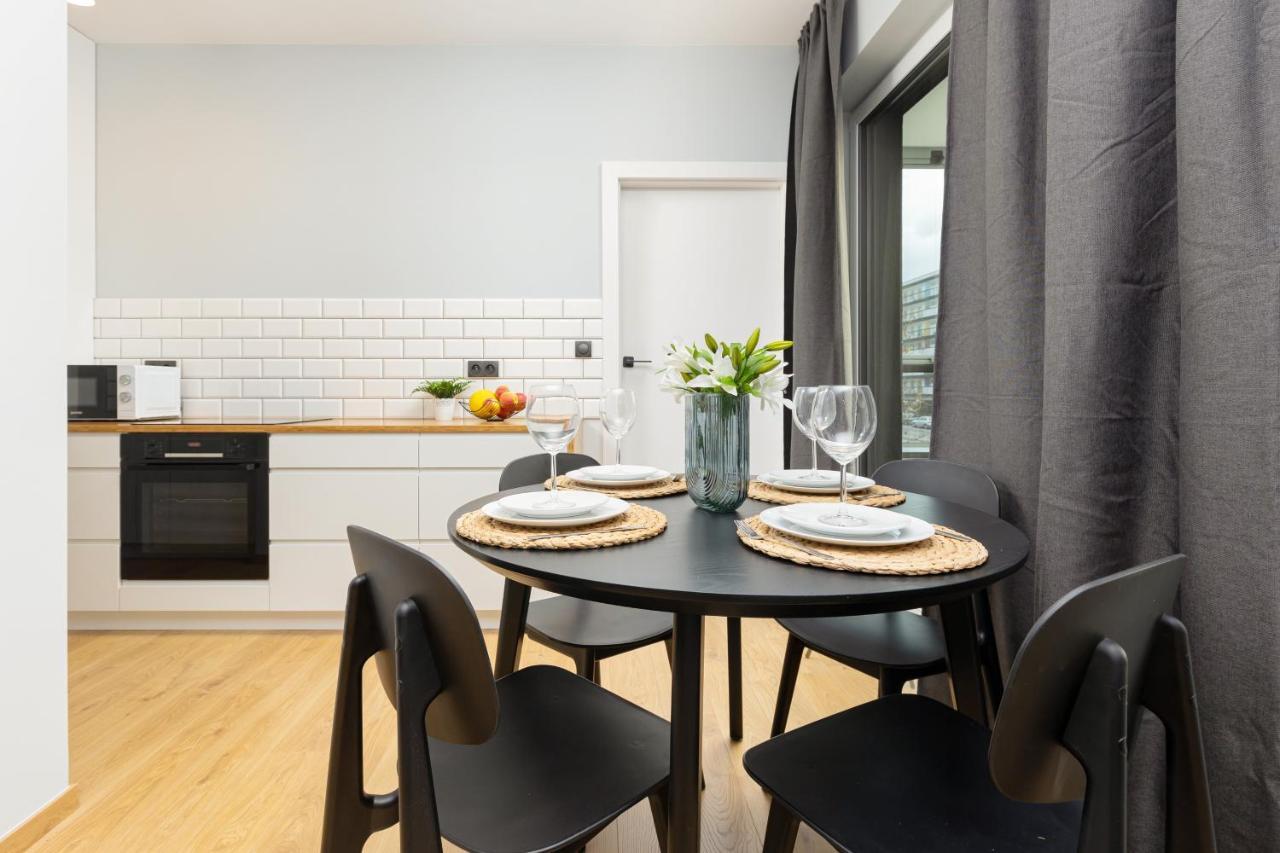 ורשה Artistic Zoliborz Apartments By Noclegi Renters מראה חיצוני תמונה